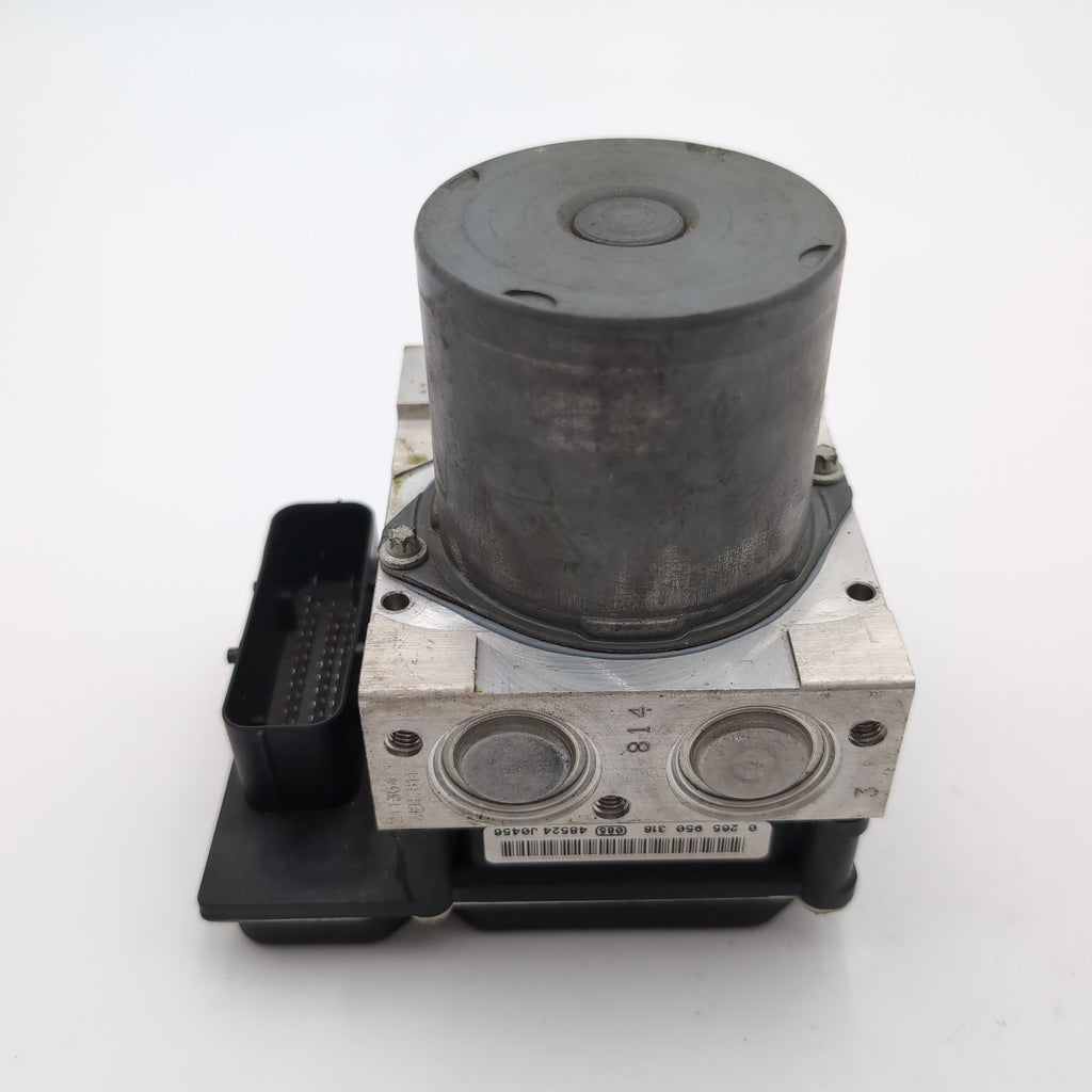 2004 2005 2006 BMW X3 E83 ABS Anti Lock Brake Pump Control Unit 6762059