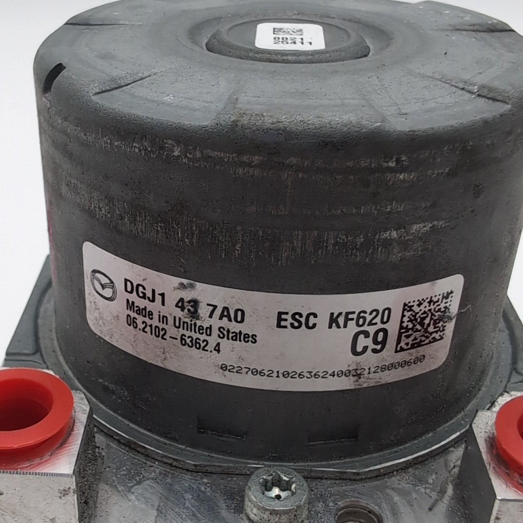 2020 2021 2022 2023 Mazda CX30 2.5L ABS Anti Lock Brake Pump DGJ1437A0