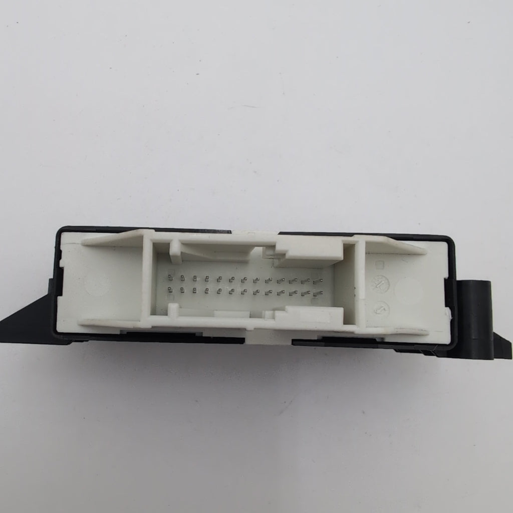 2023 - 2026 BMW G60 G70 F74 X1 X2 X5 X7 USS Ultrasonic Parking Sensor Module