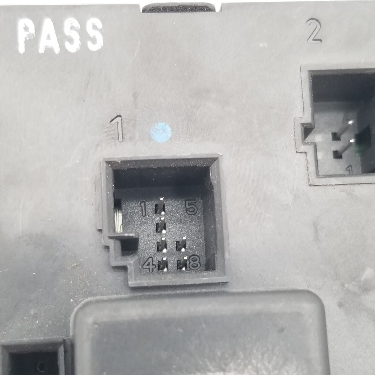 2003-2009 Mercedes W211 E350 E550 Rear Right Door Control Module 2118704126 OEM
