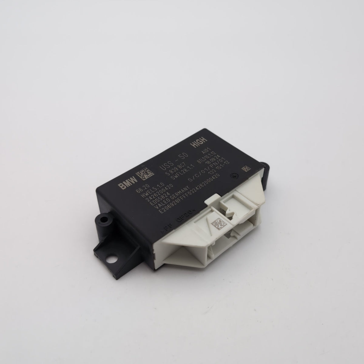 2023 - 2026 BMW G60 G70 F74 X1 X2 X5 X7 USS Ultrasonic Parking Sensor Module