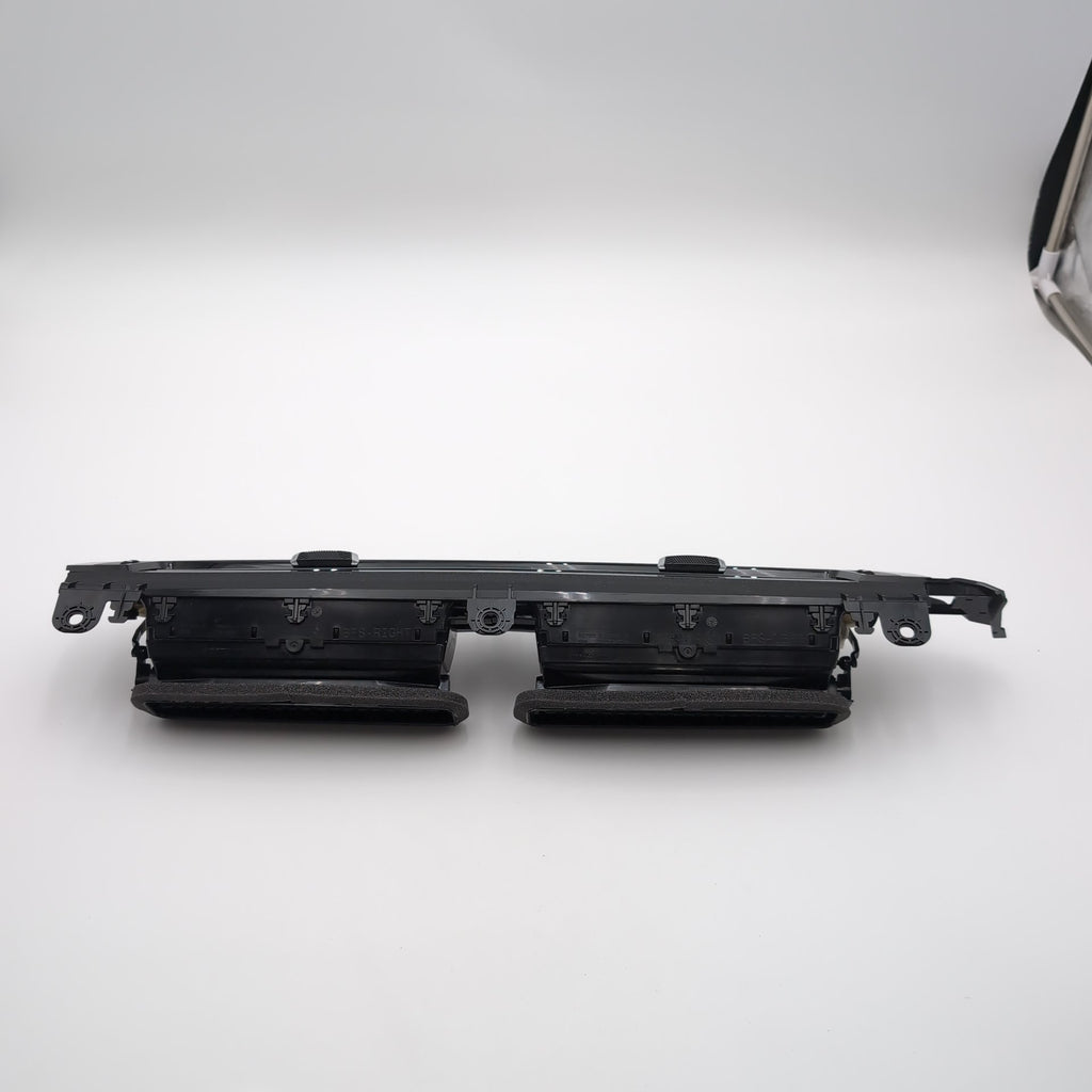 2022 2023 2024 2025 BMW X1 X2 Center Dash Passenger AC Air Vent 9483383