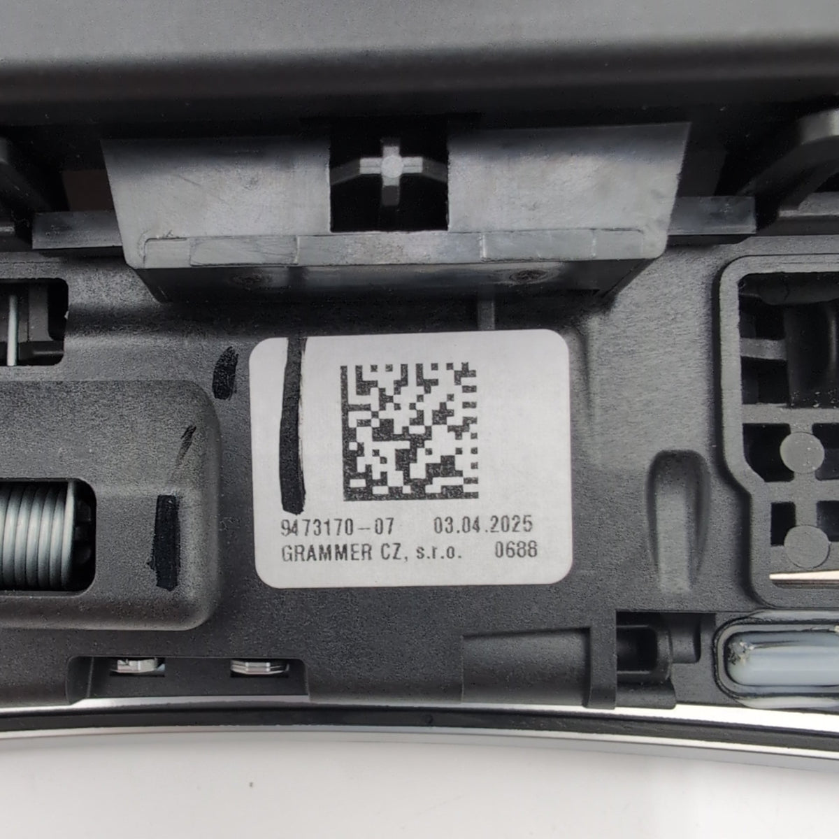 2023 - 2025 BMW X1 X2 Center Console Gear Lever Shifter Panel 9473170 5A8CC87