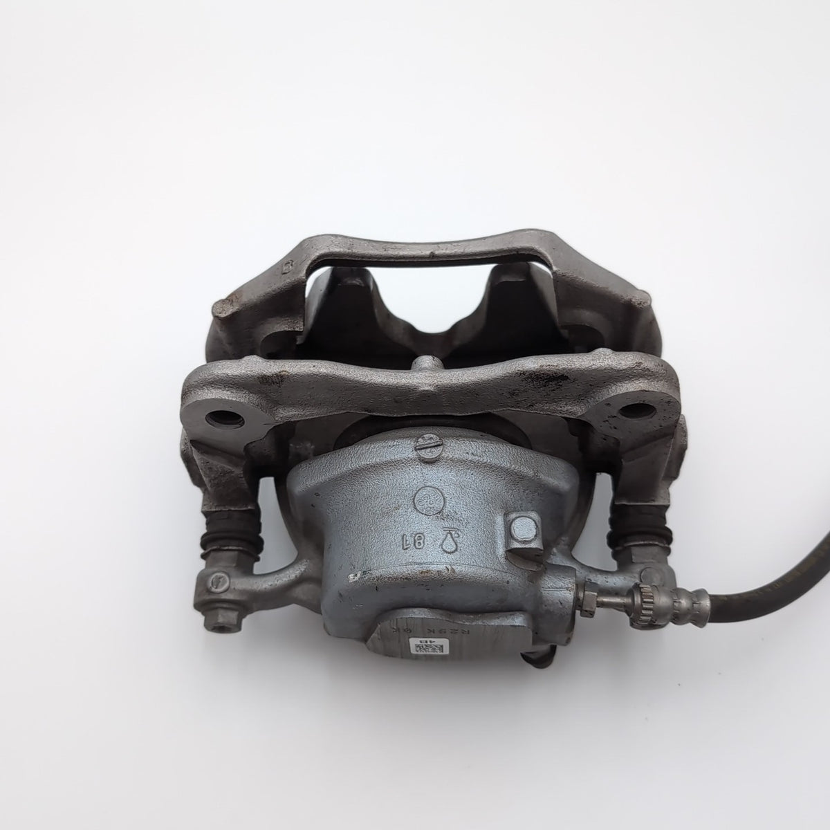 2019 - 2024 BMW G20 G01 330i X3 Front Right Brake Caliper OEM 53390A