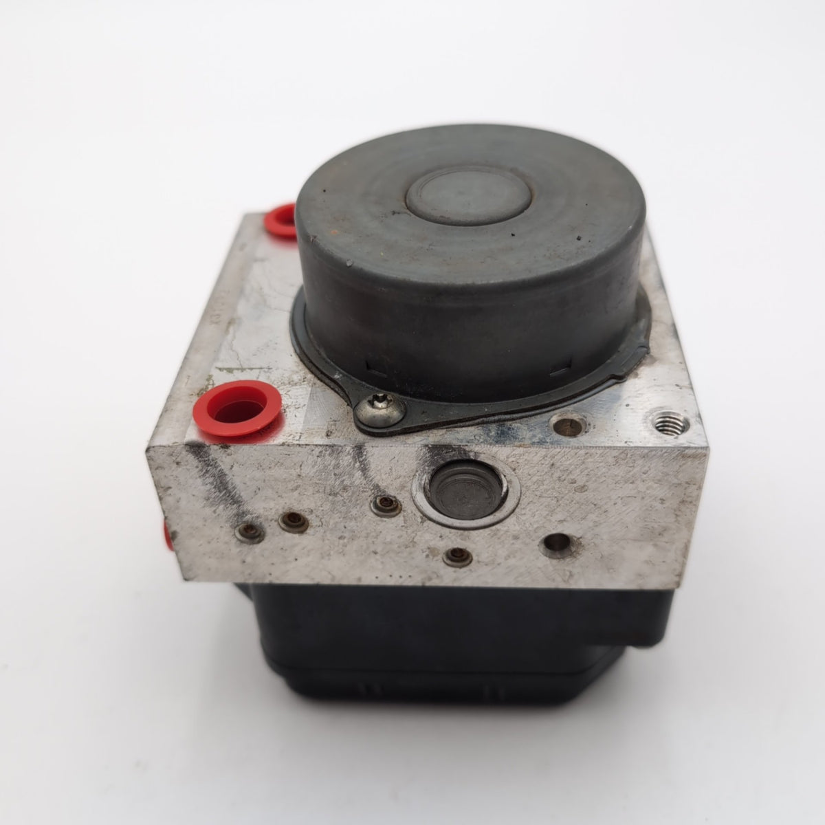 2015 Toyota Yaris ABS Anti Lock Brake Pump Control Unit 44540-52451