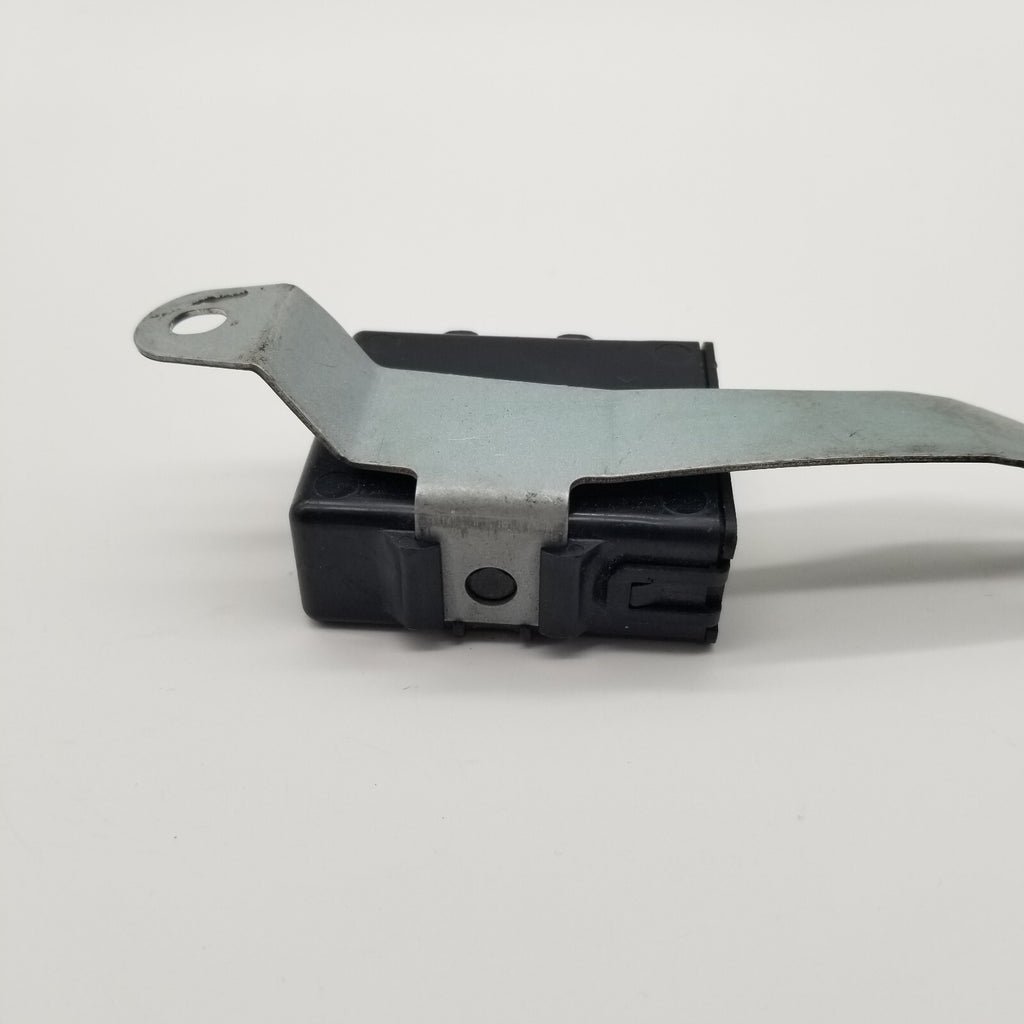 2004- 2009 Toyota Prius Front Door Oscillator Control Module 89991-47010