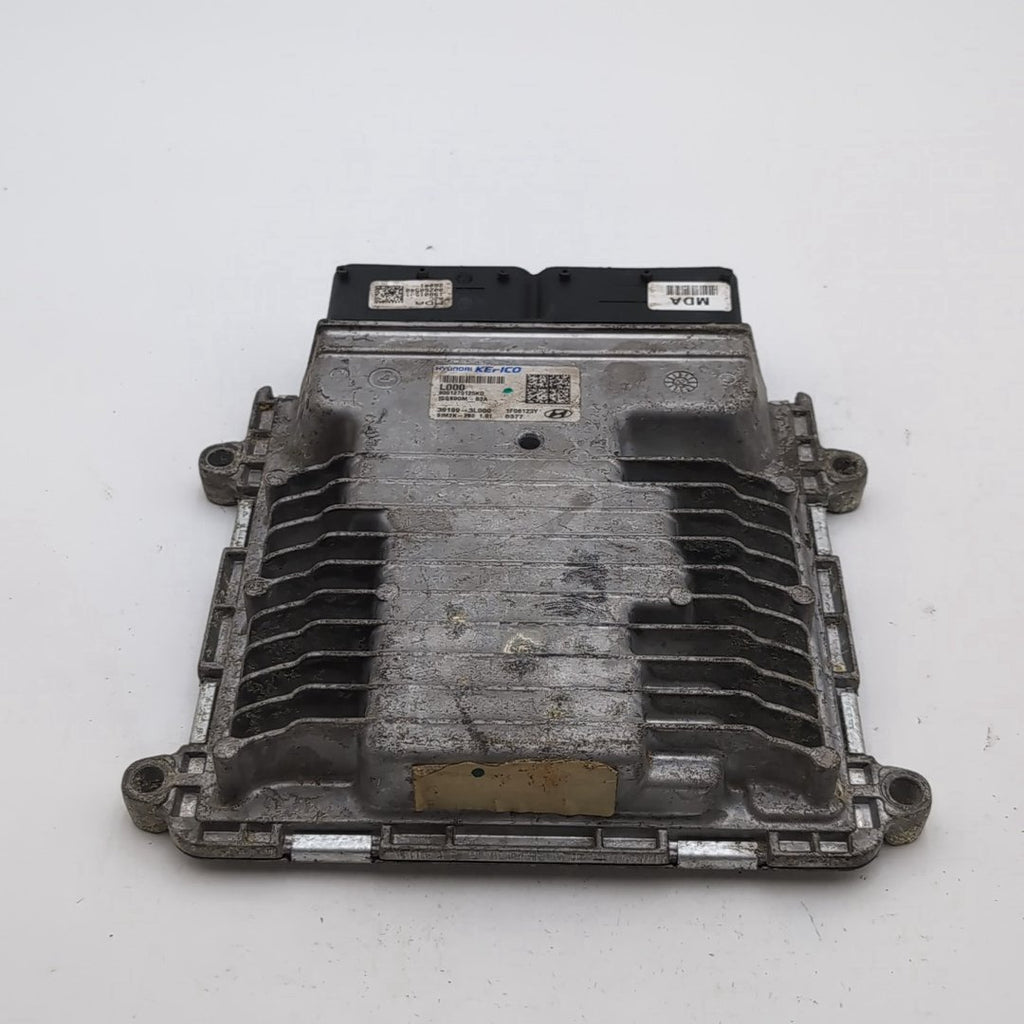 2020 2021 Kia Sorento 3.3L Engine Computer Control Module ECU 39199-3L000