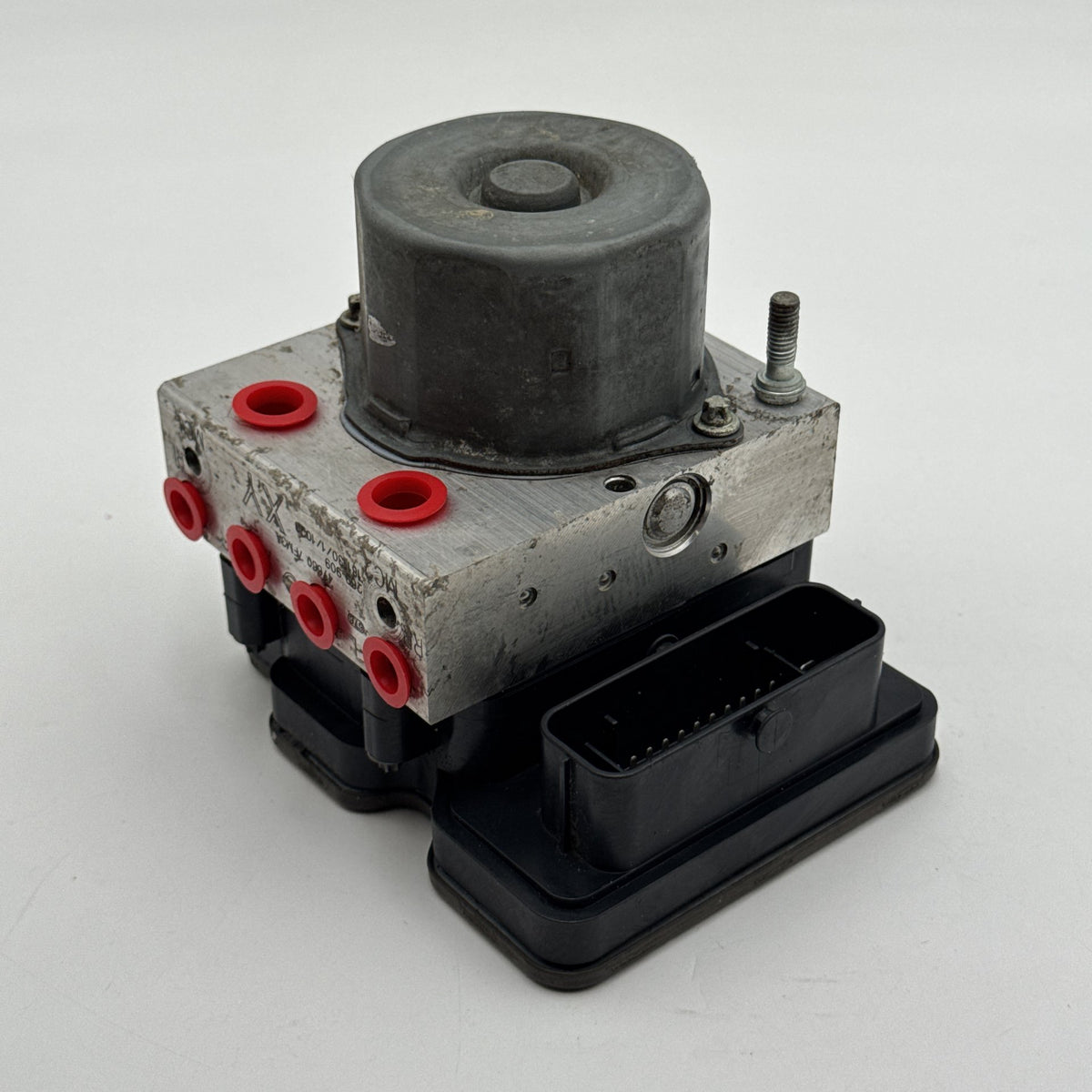 2019 Nissan Rogue 2.5L ABS Anti Lock Brake Pump Control Unit 476607FM3A