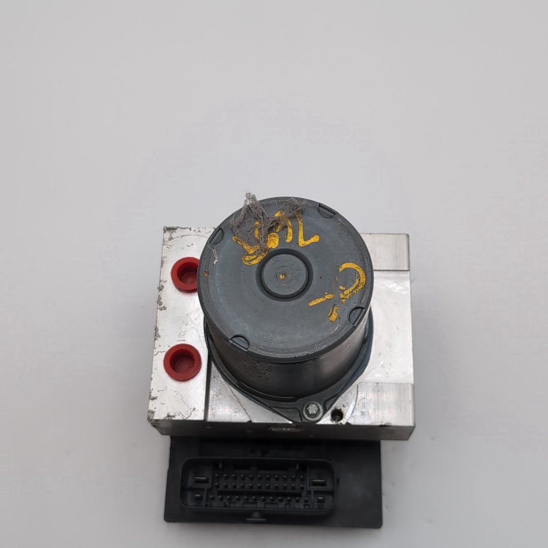 2012 - 2016 Mercedes W212 E350 ABS Anti Lock Brake Pump A2124313512