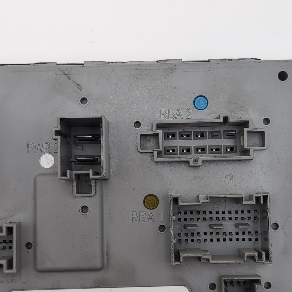2015 2016 2017 2018 Mercedes W205 C300 C400 Rear Trunk SAM Control Module Unit