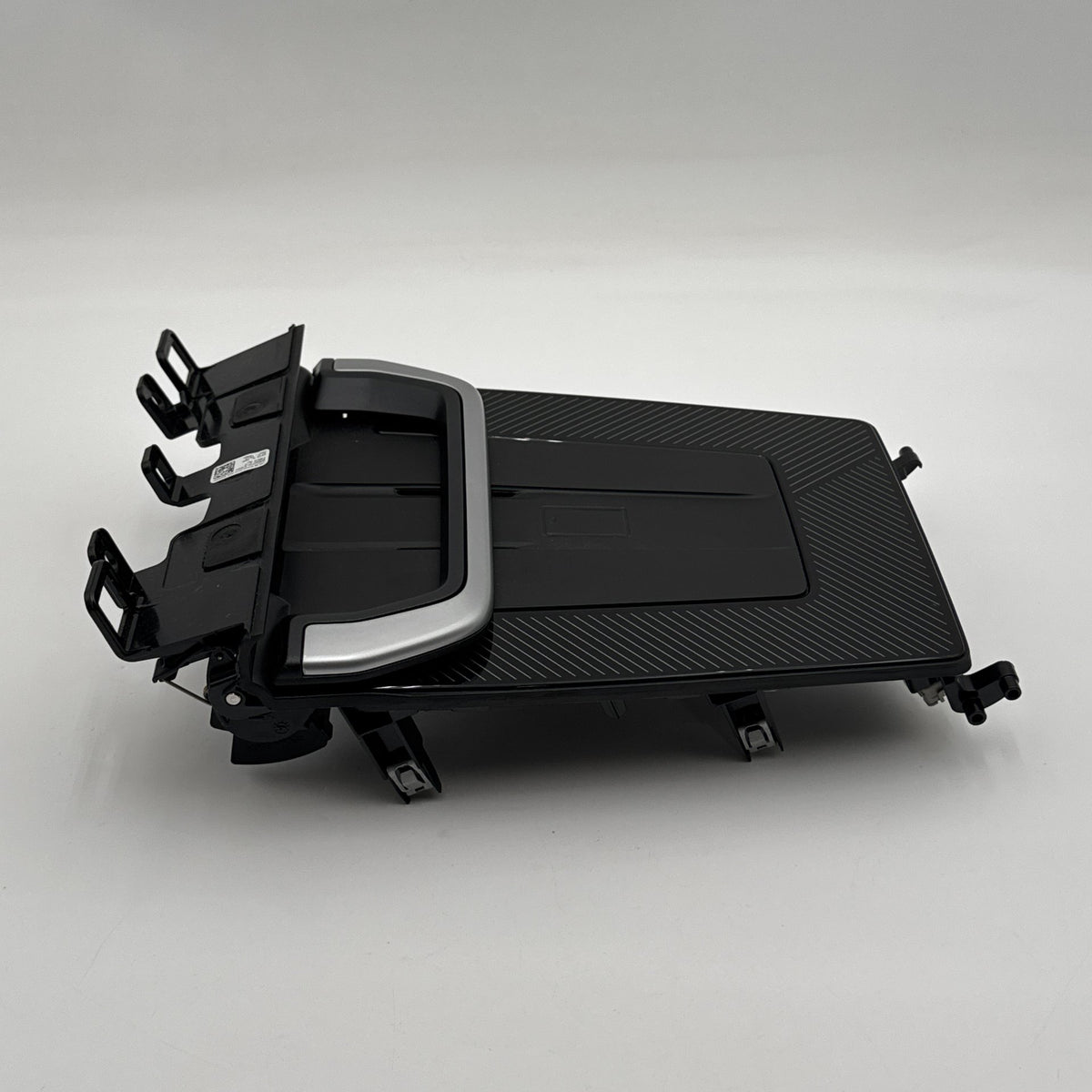 2022 - 2026 BMW X1 X2 Front Wireless Phone Charing Pad Tray 5A22F51 5B52225