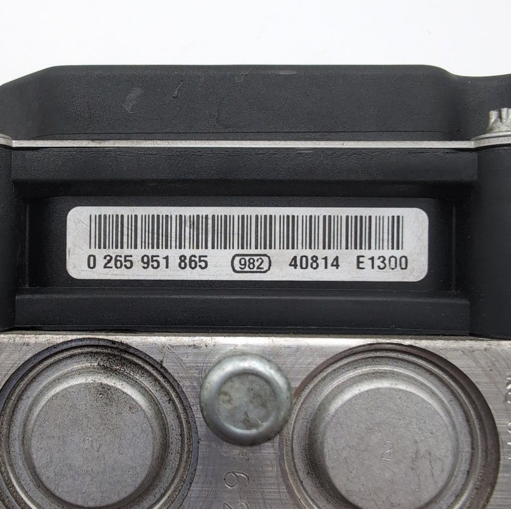 2011 â 2014 Nissan Maxima 3.5L ABS Anti-Lock Brake Pump Control Unit 47660ZY90C