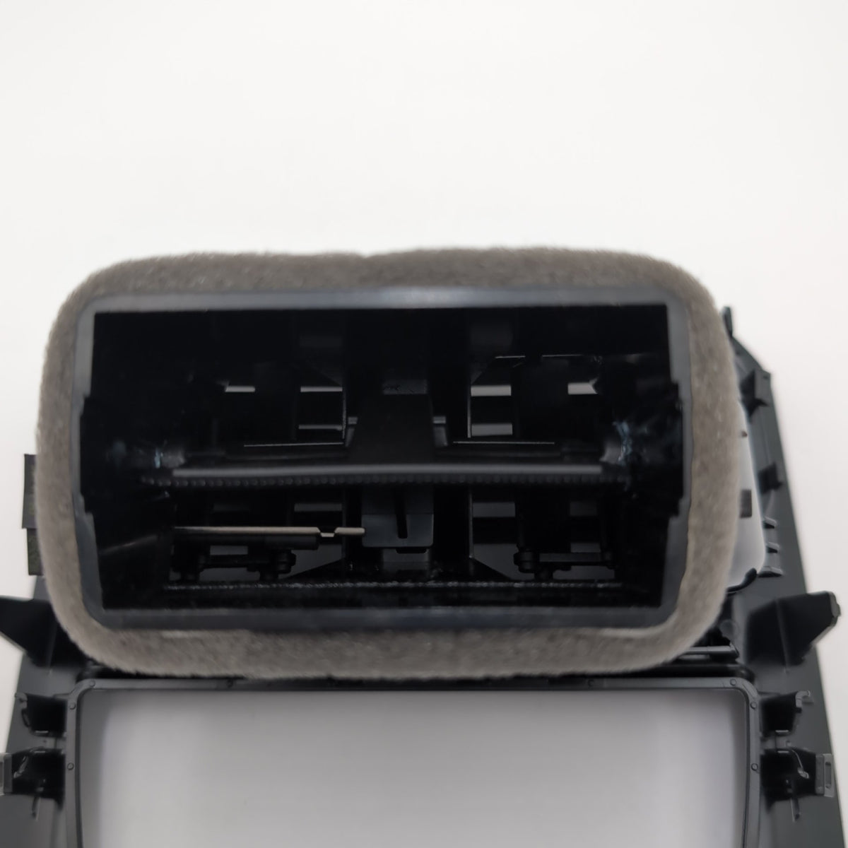 2022 - 2026 BMW 330i G20 i4 G26 Rear Console AC Air Vent Trim 5A3B8E1