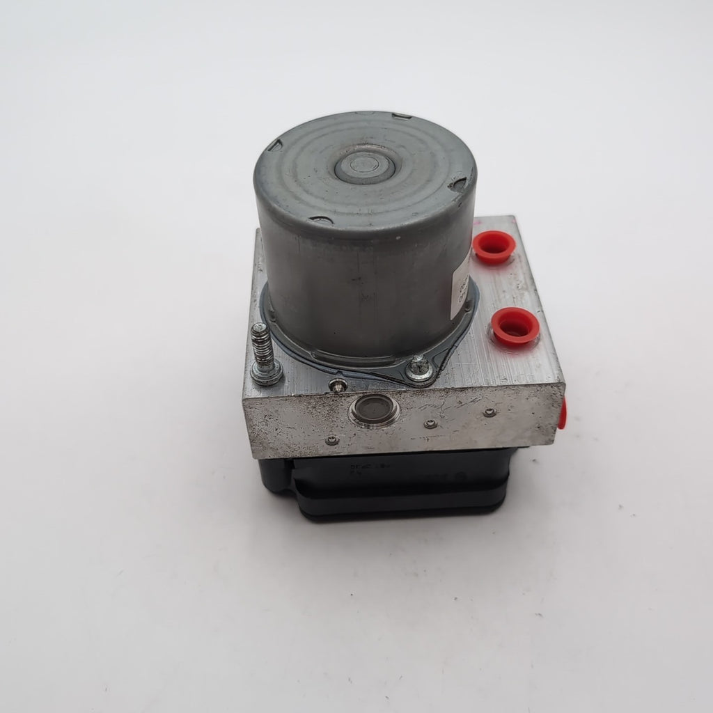 2018 2019 2020 Toyota Camry ABS Anti Lock Brake Pump Control Unit 44540-06290