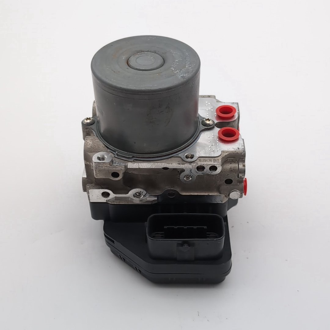 2017 - 2022 Infiniti Q60 ABS Anti Lock Brake Pump 476605CE2A