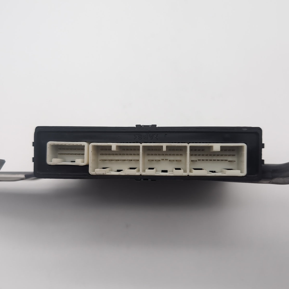 2009 2010 2011 Lexus LS460 Left Multiplex Door Control Module OEM 89222-50320