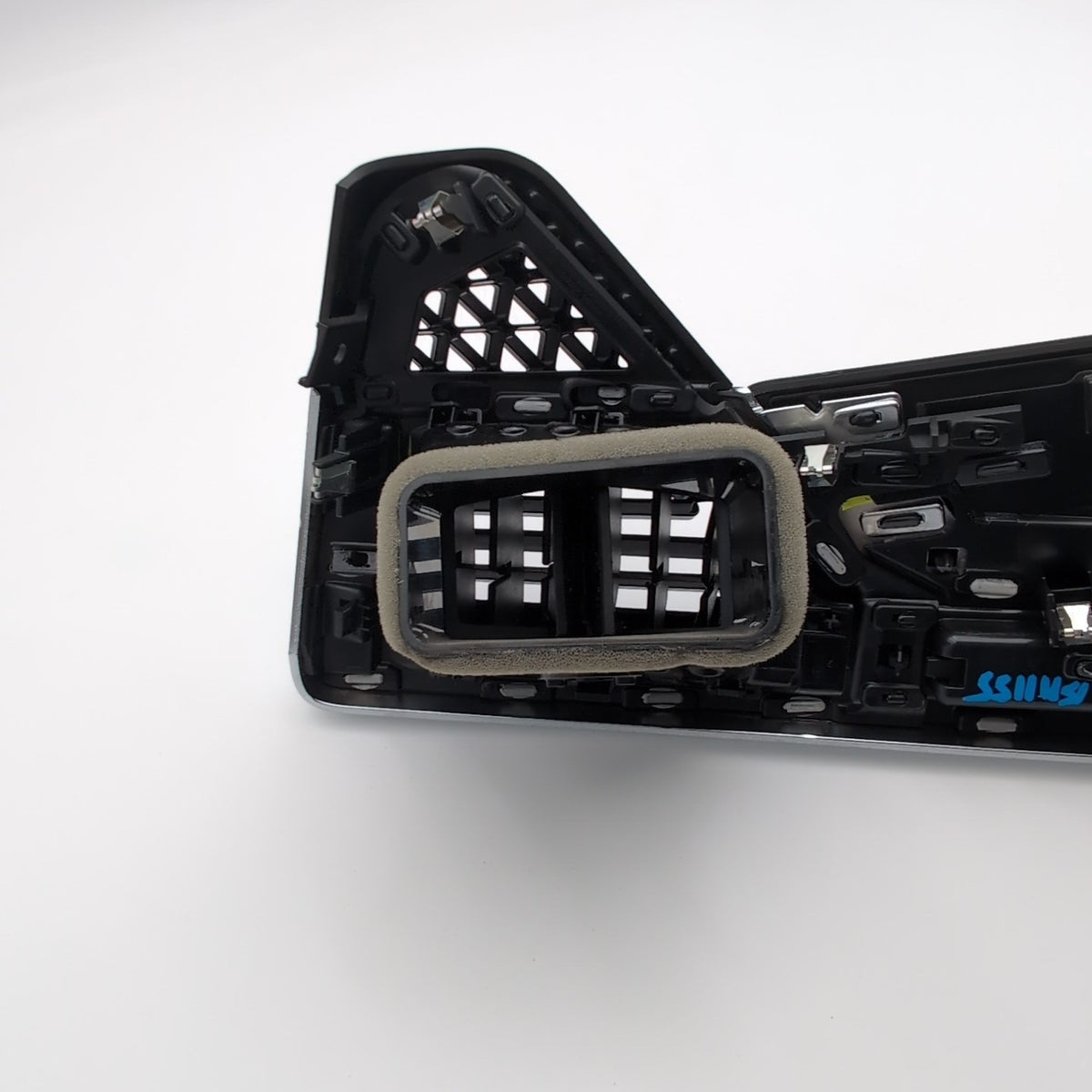 2025 BMW X5 G05 Center Dash Vent Trim Assembly Poplar Wood Grain Trim 5A01333