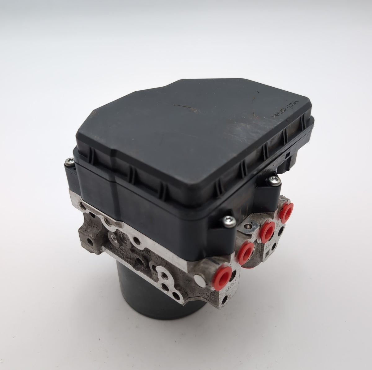 2014 2015 Infiniti Q50 3.7L ABS Anti Lock Brake Pump Control Unit 476604GB0A