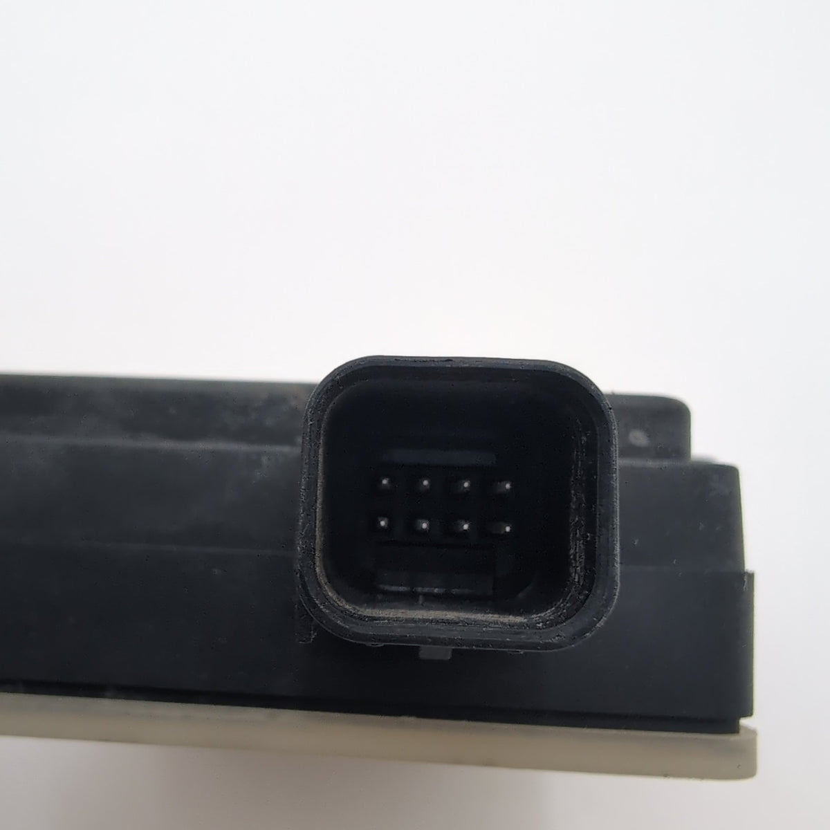 2019 - 2022 Hyundai Tucson Rear Blind Spot Radar Sensor D395850700