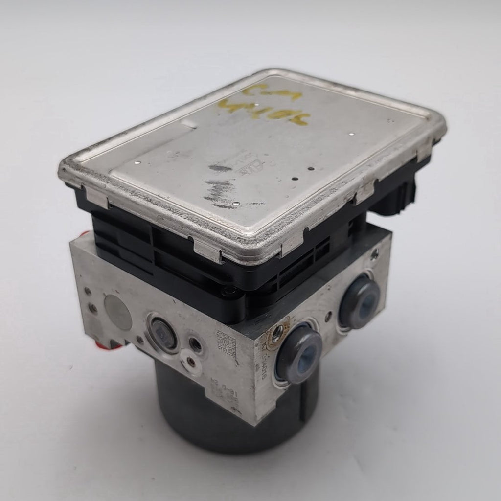 2020 2021 2022 GMC Terrain ABS Anti Lock Brake Pump 84825144