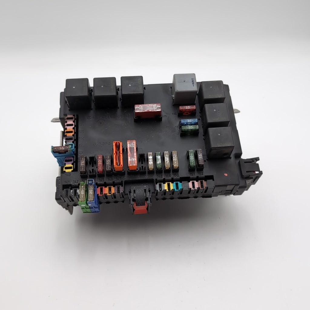 2007-09 Mercedes W221 S550 S63 AMG CL550 CL63 Rear Trunk Fuse Relay Junction Box