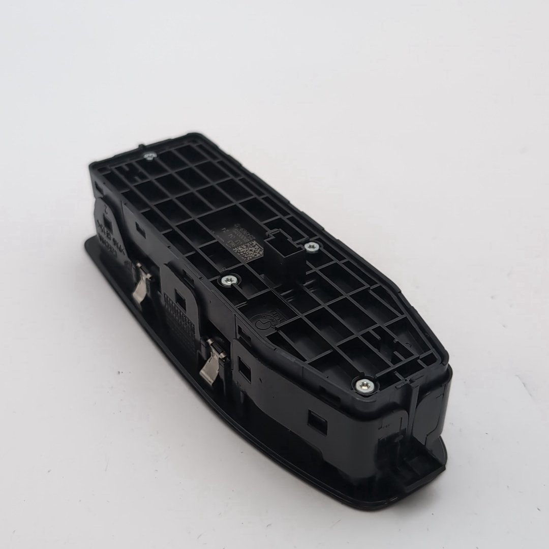 2023 2024 2025 BMW X1 X2 U10 U11 Front Driver Master Window Switch 5A7CB16
