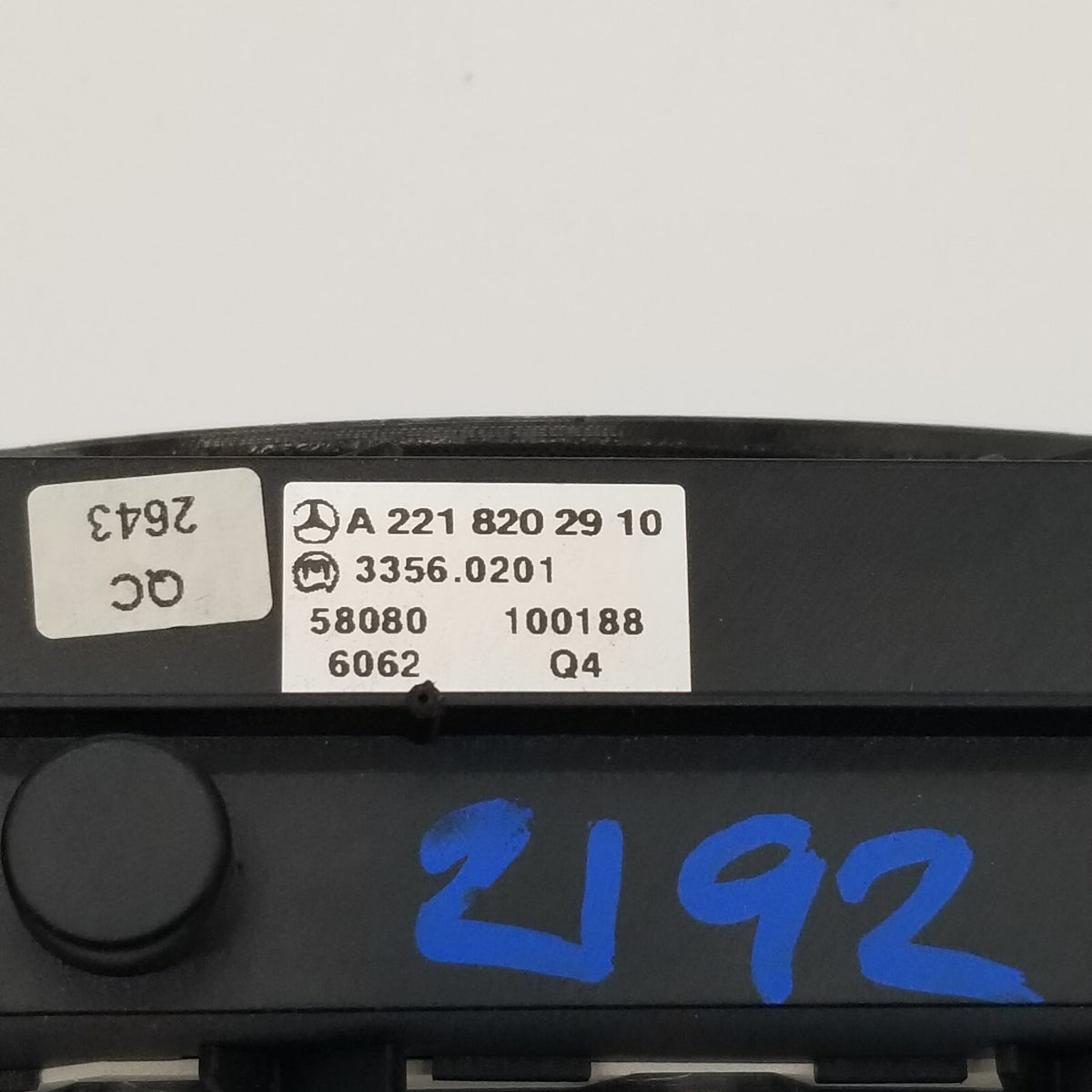 07-14 Mercedes W221 S550 CL550 Dashboard Dash Control Switch Panel 2218202910