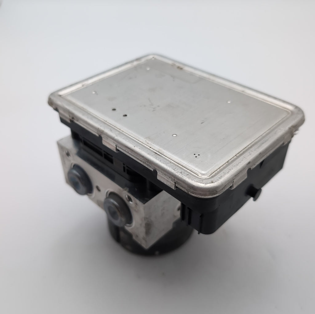 2018 2019 Chevrolet Equinox 2.0L ABS Anti Lock Brake Pump 84646852
