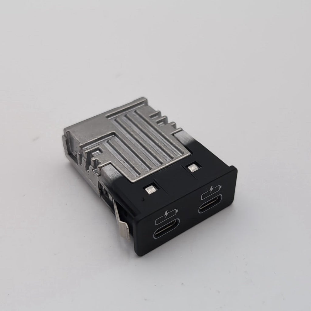 2019 - 2023 BMW G30 G80 G82 G11 G12 X1 X3 X4 Dual USB Port Bush Socket 8711938