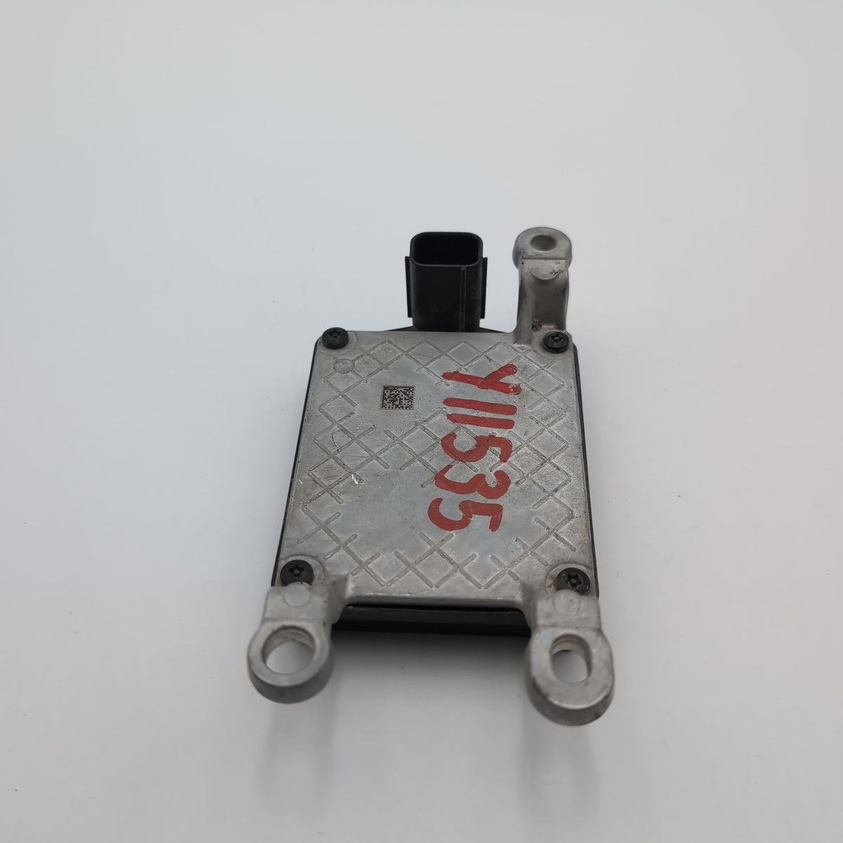 2018 2019 Nissan Rogue Sport Qashqai Cruise Distance Radar Sensor 28438-5HK2A