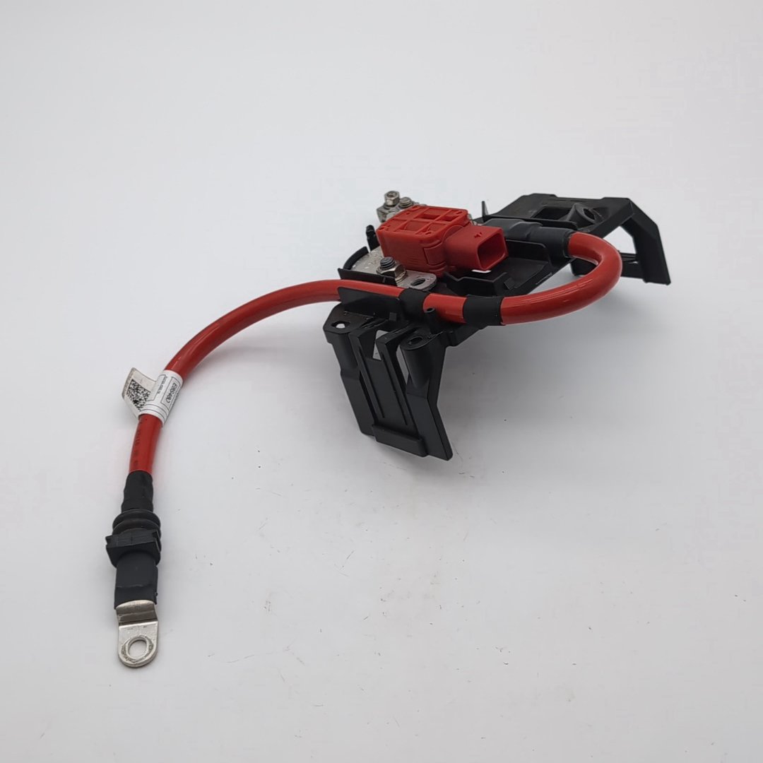 2023 2024 2025 2026 BMW 530i 540i i5 G60 Positive Battery Cable Terminal 5B32E62