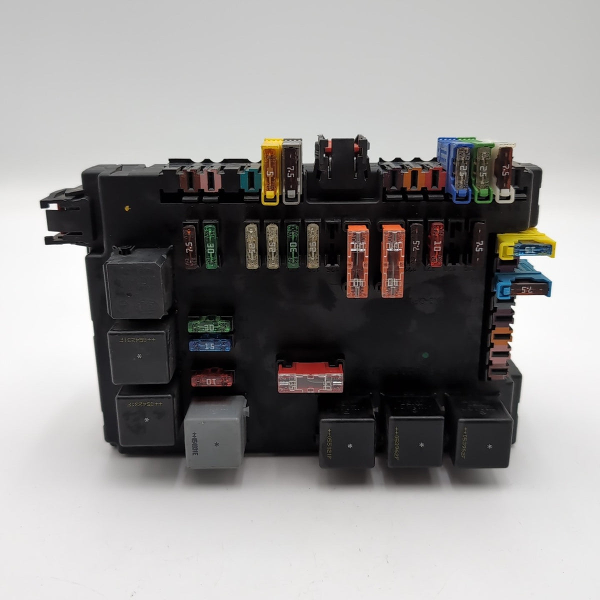 07 2008 2009 Mercedes W216 CL550 S550 S63 Rear Trunk Fuse Box Module 2219004700