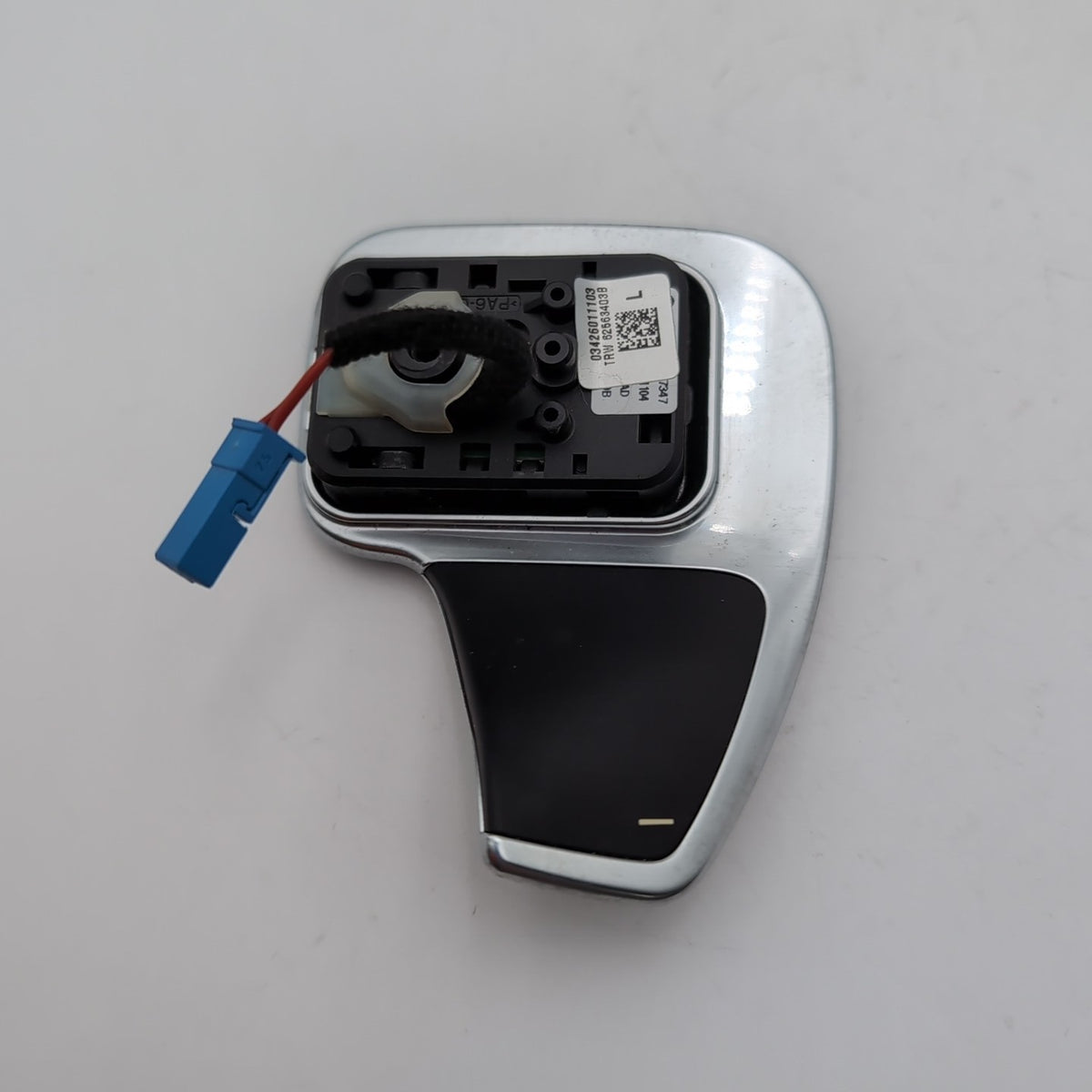 2014- 2018 BMW 330i Steering Wheel Paddle Shifter Set Up Down 62563402 62563403