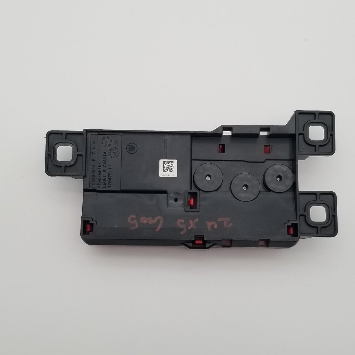 2021 - 2026 BMW X7 X5 Rear B+ Junction Point Terminal Fuse Box 8717954