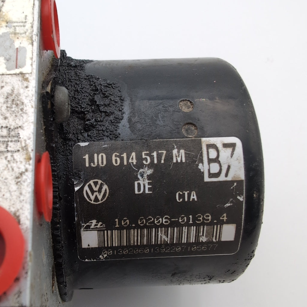 2006 - 2010 Volkswagen Beetle ABS Anti Lock Brake Pump Control Unit 1J0614517M