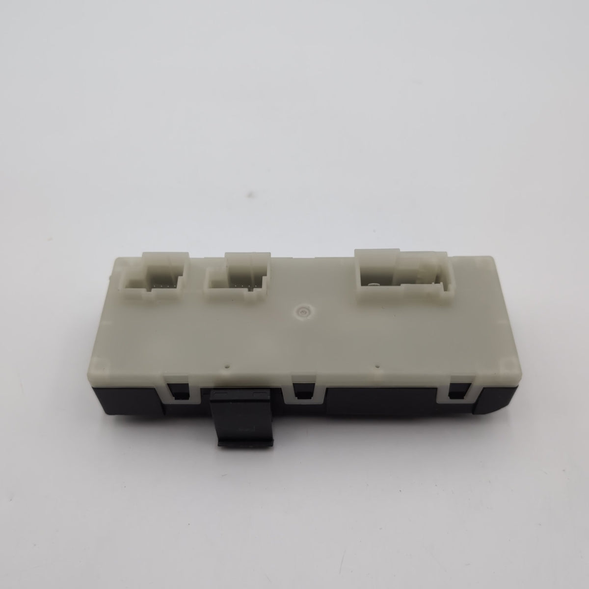 2021 - 2026 BMW G20 G26 G30 M3 X3 X6 X6M Rear Liftgate Trunk Lid Control Module