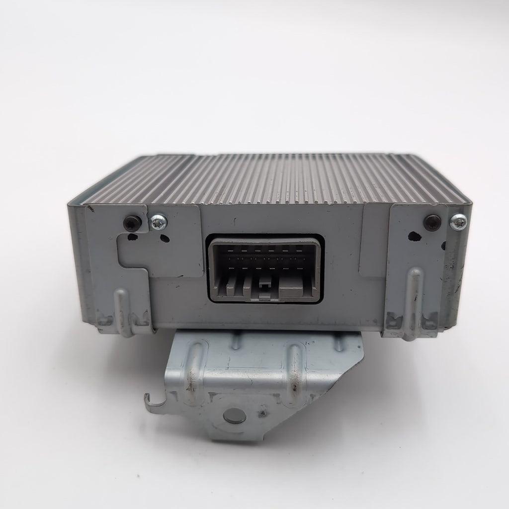 2017- 2020 Lincoln Continental Power Voltage Converter 110V OEM GD9T-19G317-AB