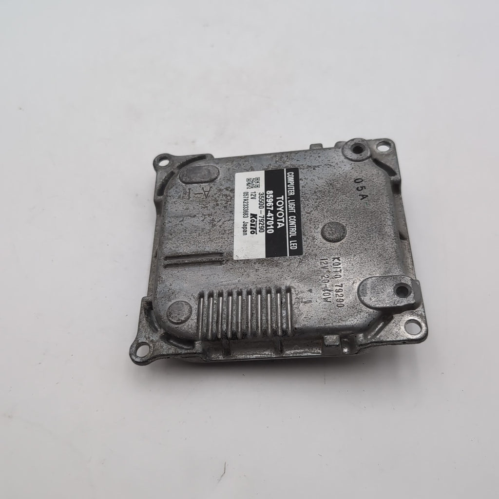 2010 Lexus RX450h LED Headlight Computer Control Module Ballast 85967-47010