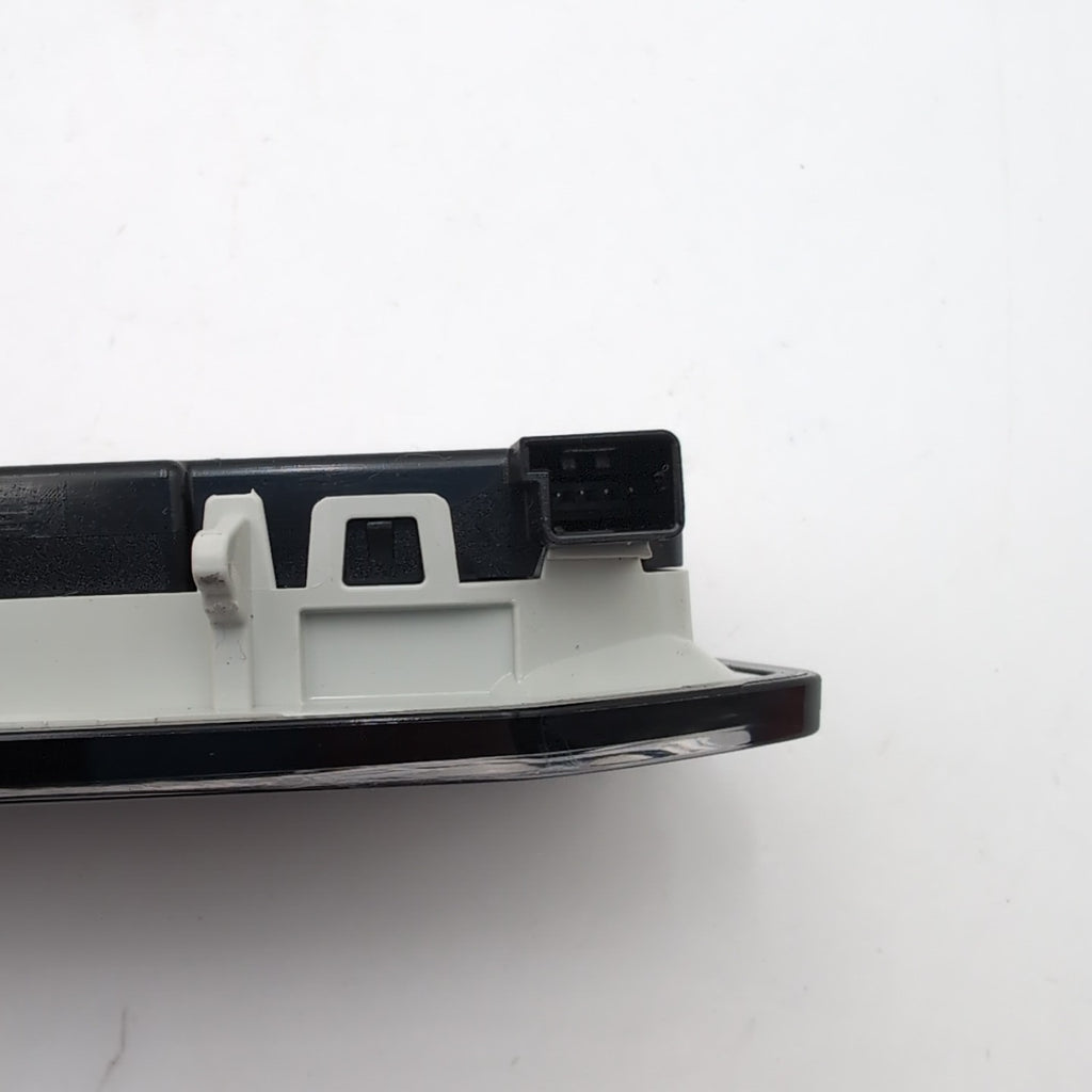 2021 - 2026 BMW 540i 530i 550e G60 Interior Reading Light 5A79599