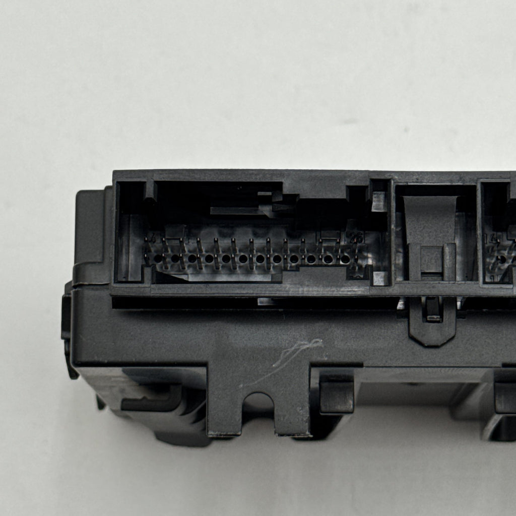 2017 - 2021 BMW X1 X2 i3 i3s HVAC AC Climate Control Module Amplifier 9874189