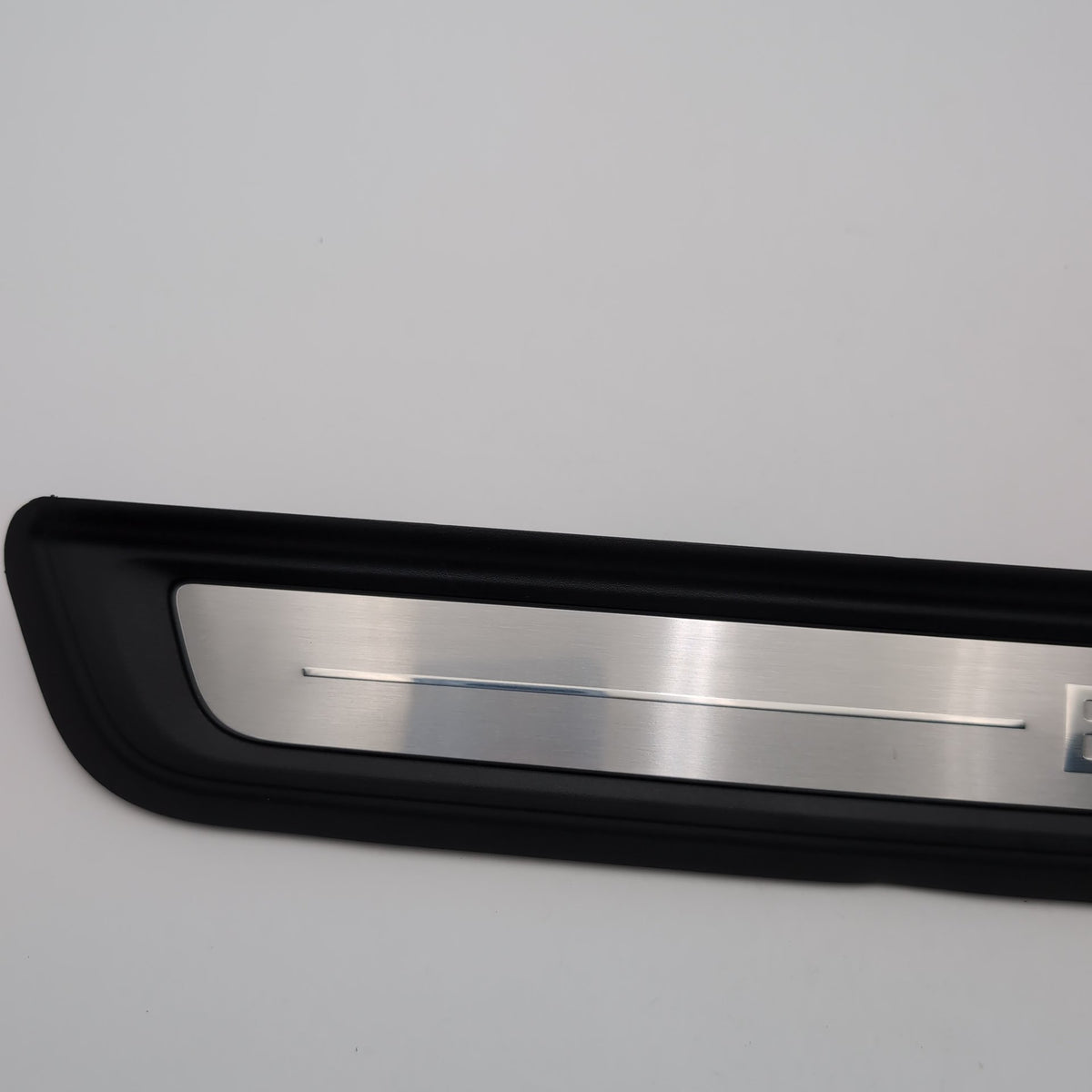 2019 - 2025 BMW G20 G21 G26 Front Left Right Door Trim Molding Sill Set 7407387