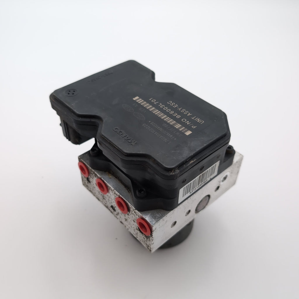2011 2012 2013 Kia Sorento 2.4L ABS Anti Lock Brake Pump 58910-1U960