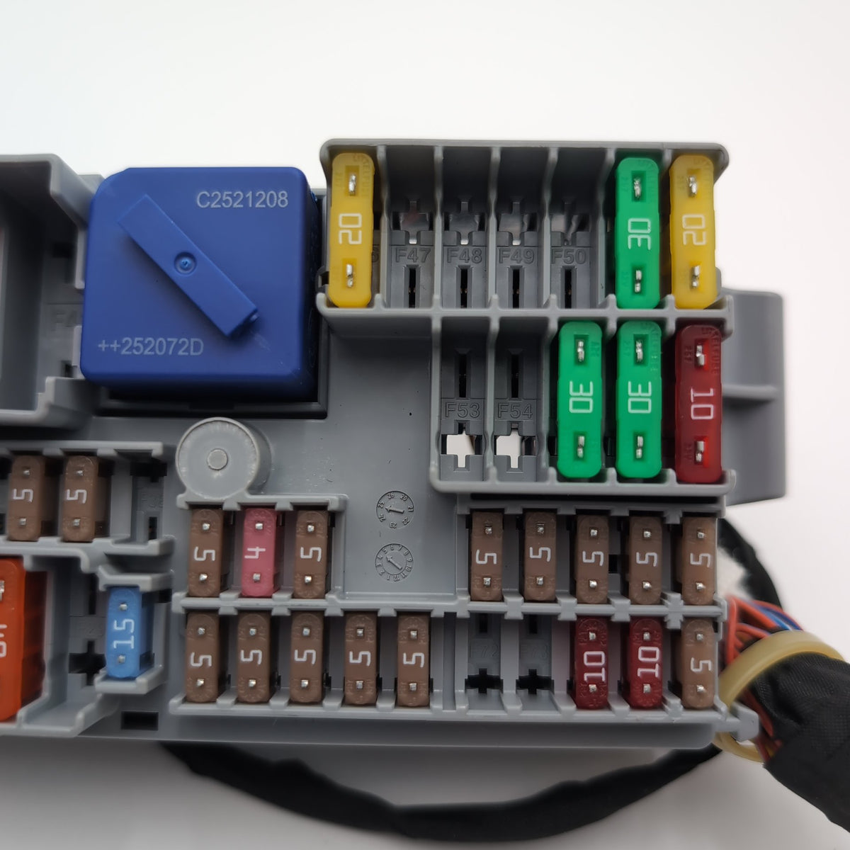 2019 - 2026 BMW X5 X6 X7 XM G20 G26 G42 G87 M3 Front Power Distribution Fuse Box