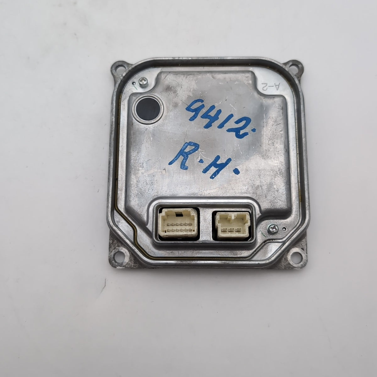 2010 Lexus RX450h LED Headlight Computer Control Module Ballast 85967-47010