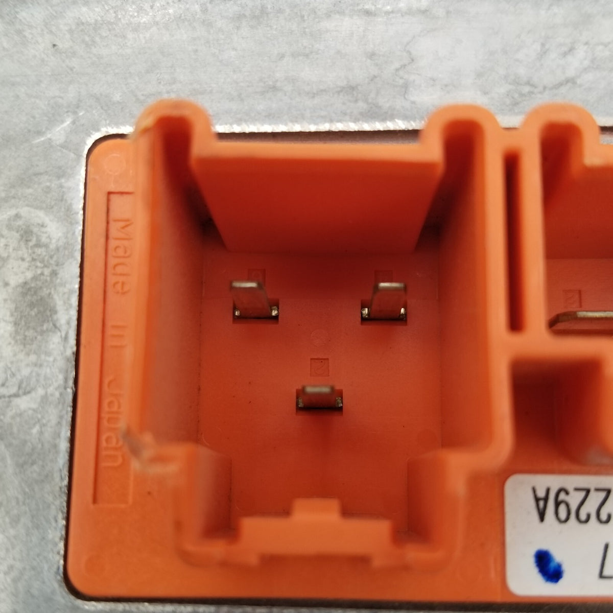 2007 2008 2009 2010 GMC Acadia AC DC Power Inverter Converter 10361107 OEM