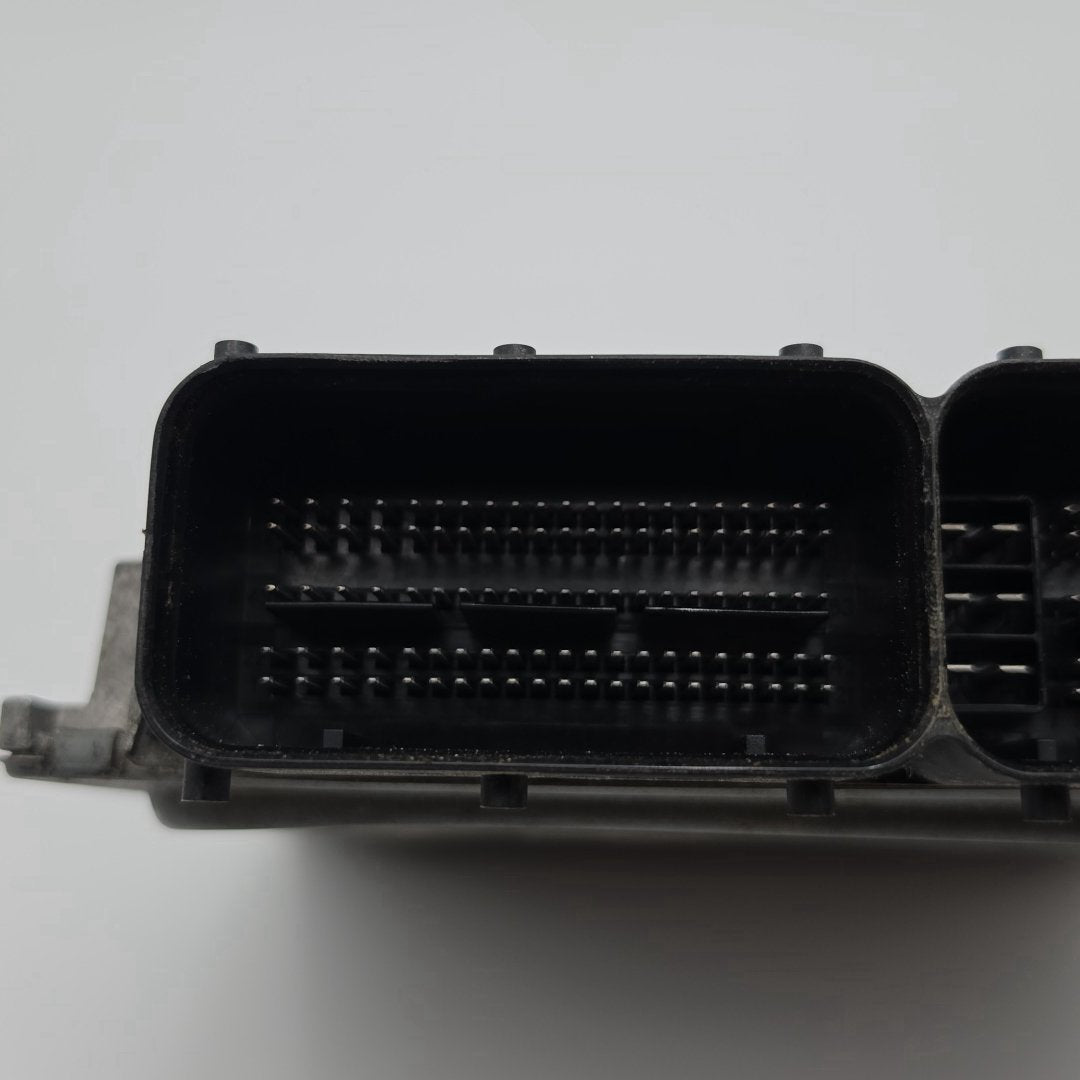 2014 2015 2016 2017 Volkswagen Passat Engine Computer Control Module 06K907425C