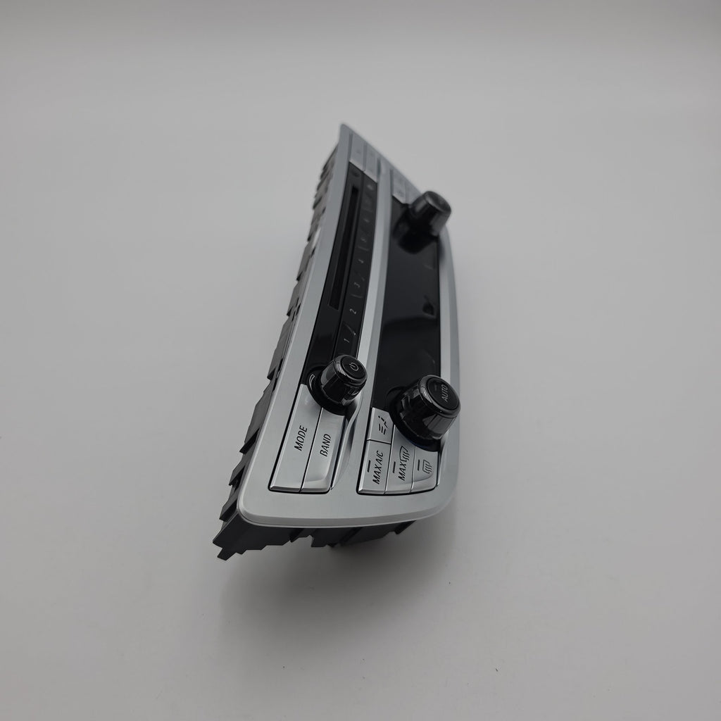2019 - 2022 BMW 740i 750i G11 G12 Front AC Climate Control Radio Switch Panel