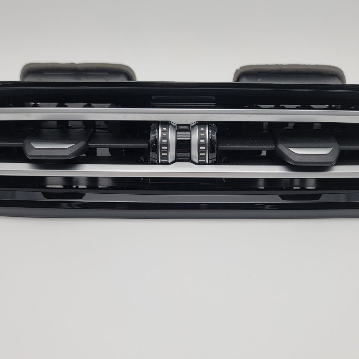 2024 BMW M4 G82 330i G20 CENTER Dash Vent Component