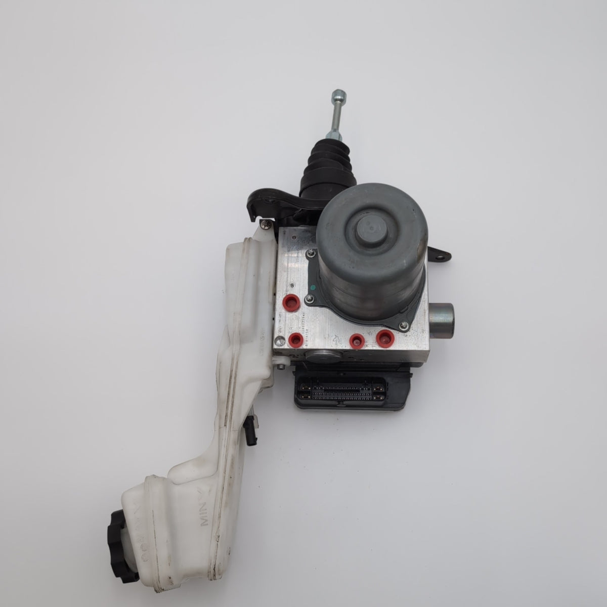 2022 2023 2024 Cadillac 2.0L ABS Master Cylinder Brake Booster 87814754