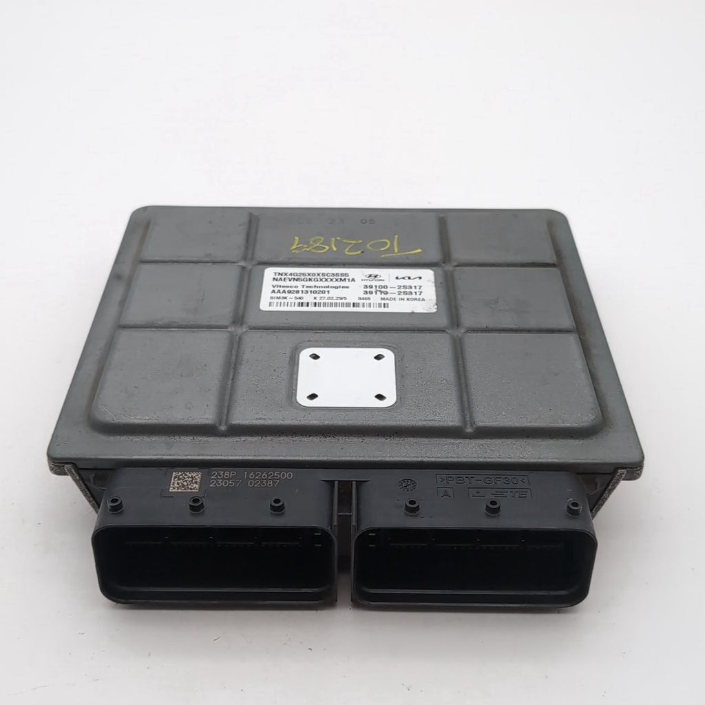 2022 2023 2024 Hyundai Tucson 2.5L Engine Computer Control Module 39100-2S317